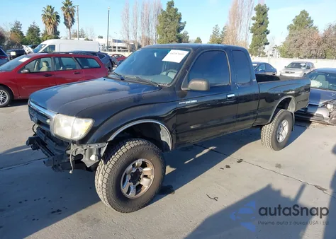 1999 Toyota Tacoma Prerunner z USA, uszkodzony, nr VIN 4TASM92N8XZ521611